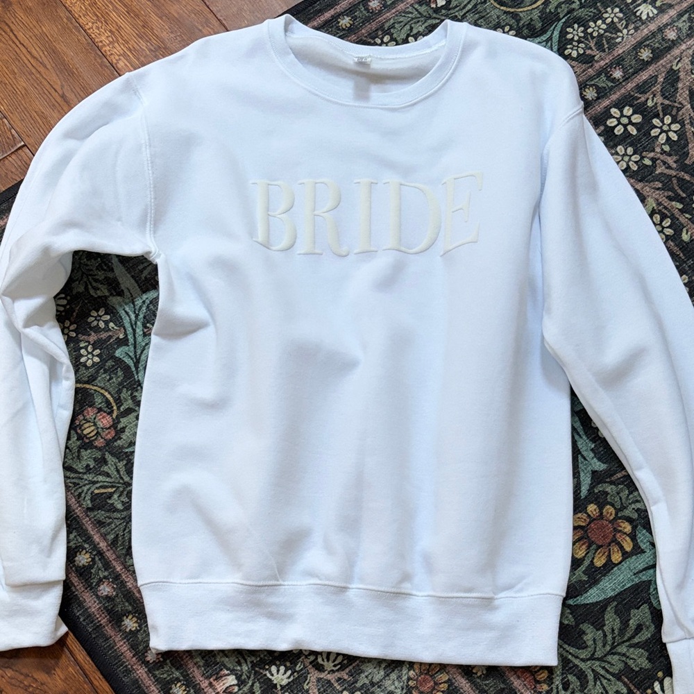 BRIDE Classic White Sweatshirt